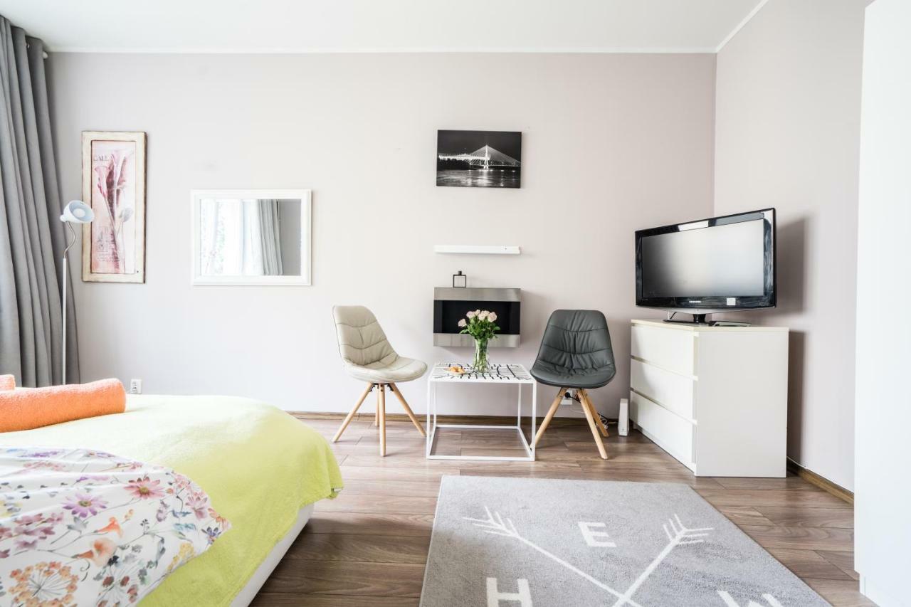 Sunny Wisla River Apartment Варшава Екстериор снимка